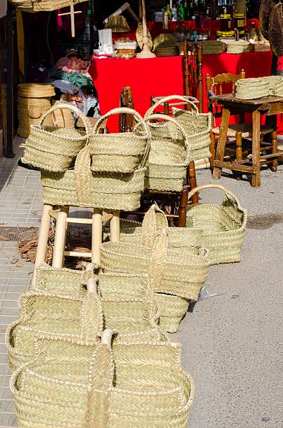 istock Outdoor market stall with wicker baskets 513746296
