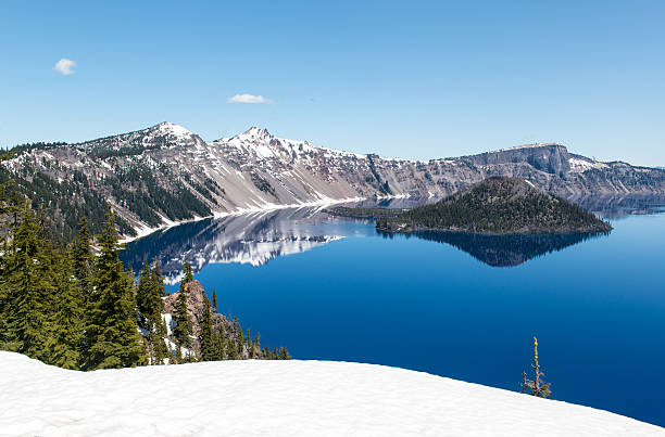 istock Crater Lake National Park, Oregon 513751161