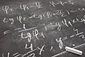 mathematische-gleichung.jpg?b=1&s=170x170&k=20&c=YjizXAGCh2My0kWsYAfQM1Fbj_ko-xY9412a9ArXaEo=