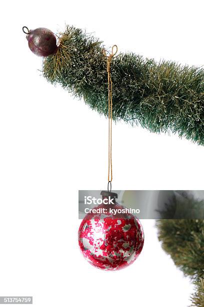 アンティークのクリスマスツリーと赤いクリスマスボール - お祝いのストックフォトや画像を多数ご用意 - お祝い, カットアウト, クリスマス
