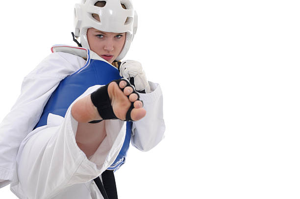 gut bewegen - padding tae kwon do helmet karate stock-fotos und bilder