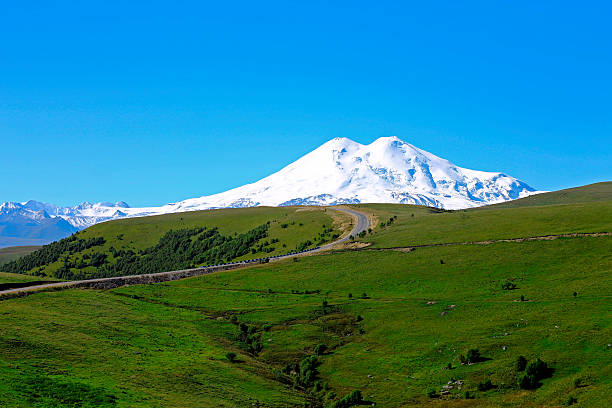 istock Elbrus mountain is highest peak of Europe 513762868