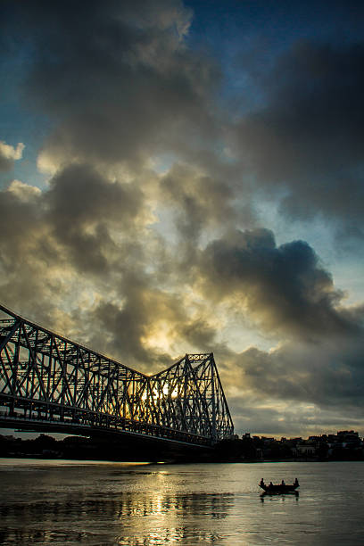 ponte howrah - vertical lift bridge imagens e fotografias de stock