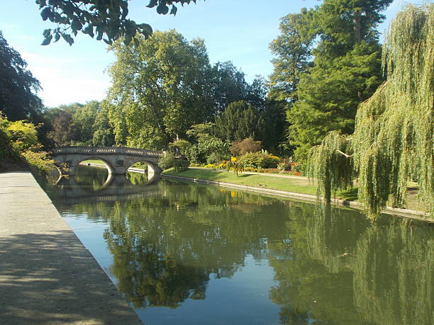 istock cambridge - bridge, canal and nature 513799264