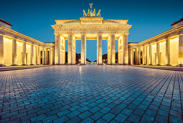 istock Berlin Brandenburg Gate in twilight, Germany 513803144