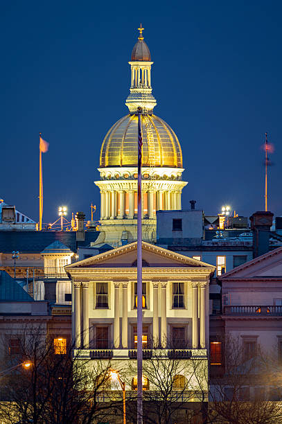 ニュージャージー州会議事堂夜明け - state representatives ストックフォトと画像