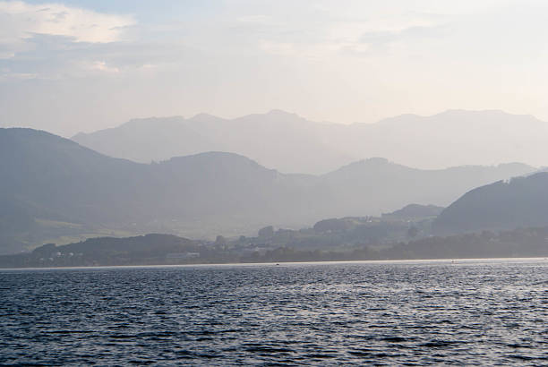 istock Mountains by lake in Austria 513823813