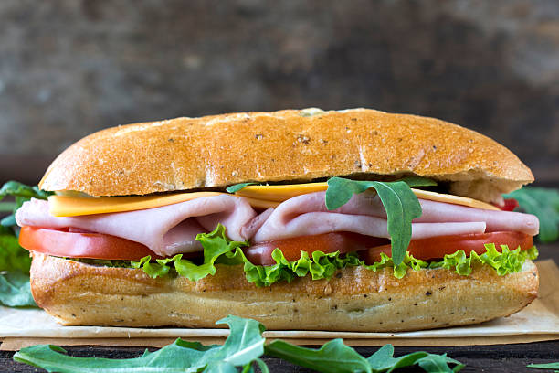 istock Juicy Italian sandwich 513885725