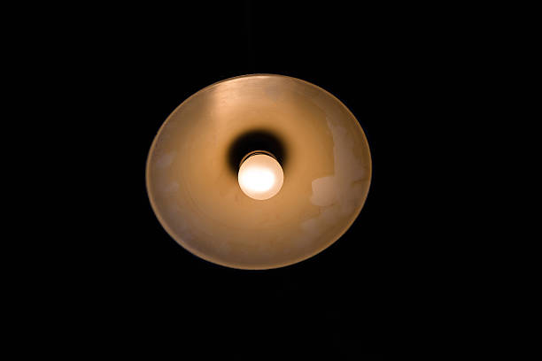 istock Electric light in the night, concept of idea and breakthrough 513944100