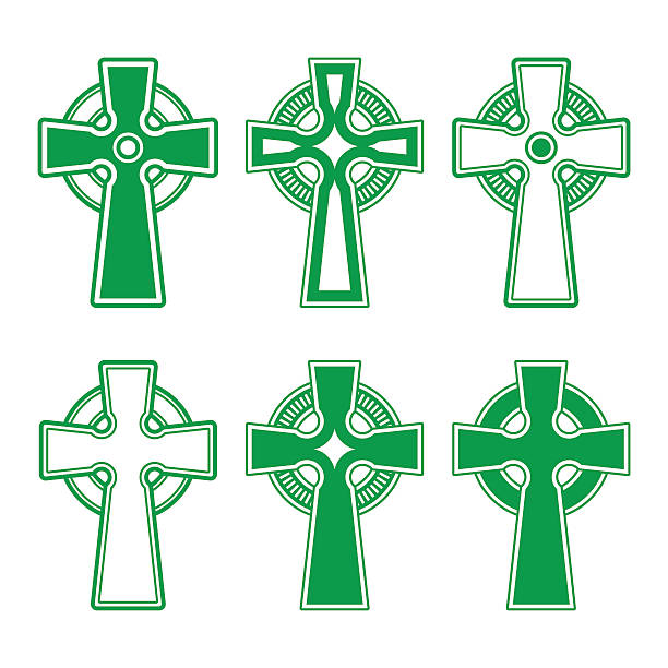 irlandzki, szkocki celtic wektor zielony krzyż na biały znak - handcarves stock illustrations