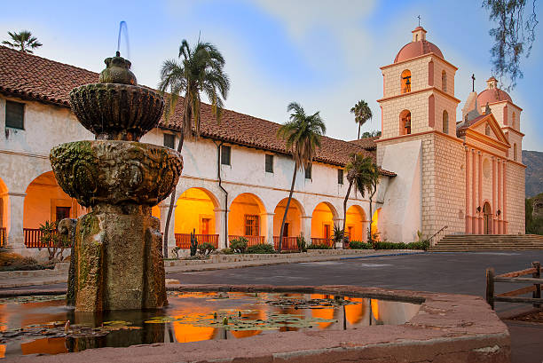 missão santa bárbara - mission santa barbara imagens e fotografias de stock