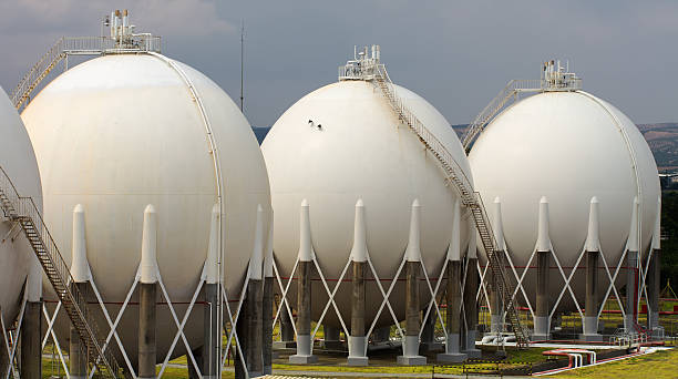 istock Petrochemical Plant, sphere tanks 513960433