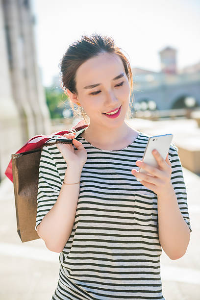 istock Young woman in shopping 513996900