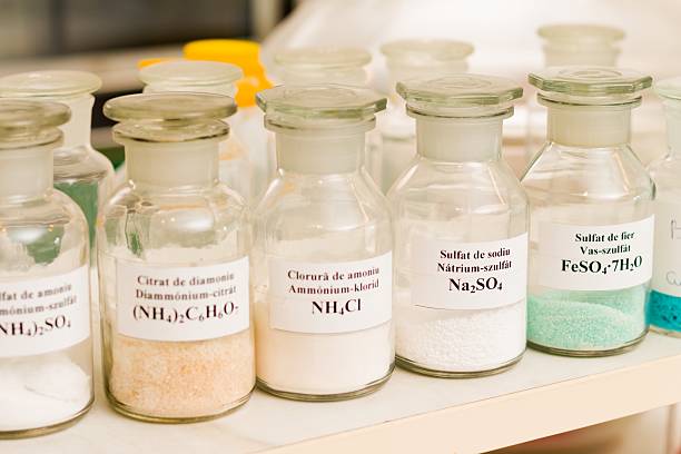 istock Chemical research with salts is fun 513999486