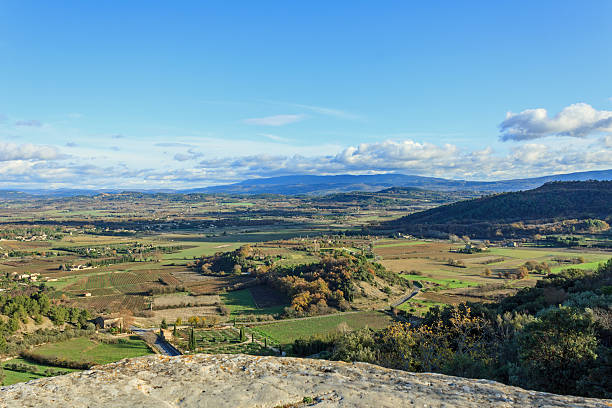 istock Landscape in Vaucluse: View from Gordes into the Luberon Valley 514055446