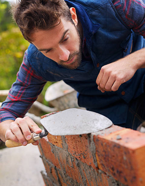 istock The perfect amount of mortar 514074525