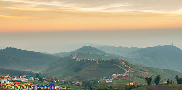 istock Resorts and lodges on the mountain 514114226