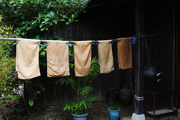 istock Vintage old clothes line in old village 514217363