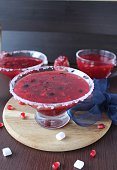 gelee-aus-waldbeeren.jpg?b=1&s=170x170&k=20&c=90xlrDUcX_8u0v6potIJeSD-Wb2eCS0KUeD--5dc1Co=