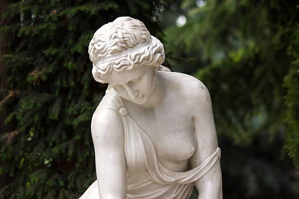 starożytne kobieta rzeźba z - statue greek culture sculpture greece zdjęcia i obrazy z banku zdjęć