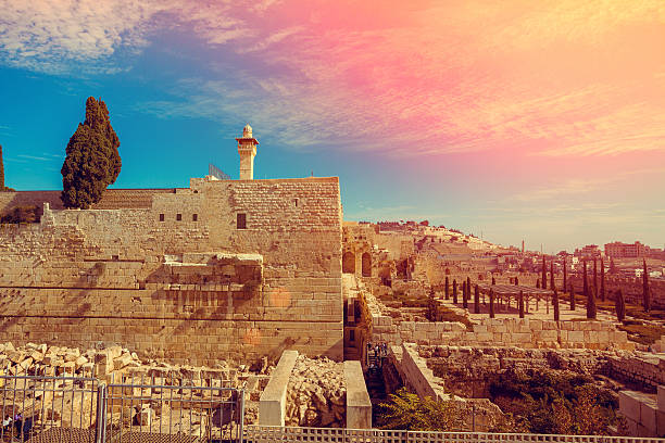 cidade velha de jerusalém - jerusalem israel skyline panoramic imagens e fotografias de stock