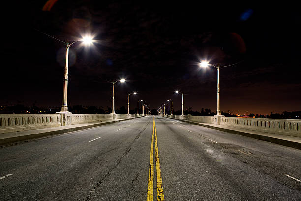 ponte de 6 º - city of los angeles city life cityscape night imagens e fotografias de stock