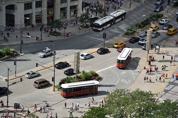 istock Busy City Street 514247327