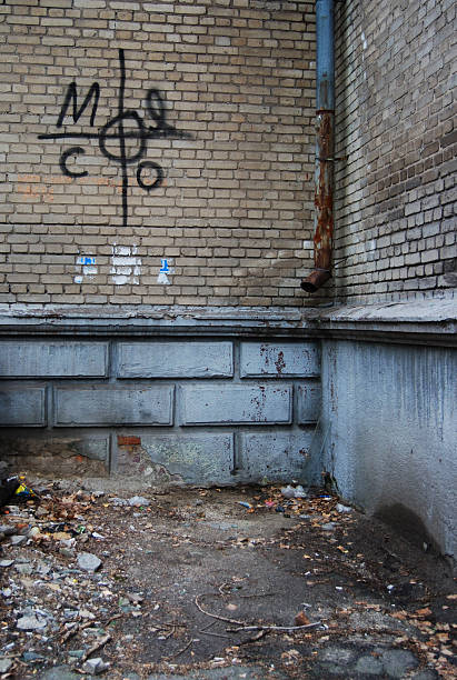 istock The angle of the old house 514249747