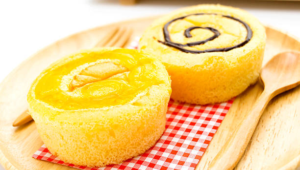 istock homemade yellow cupcakes 514259068