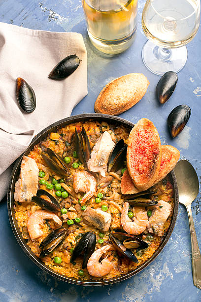 istock Traditional seafood paella in the pan 514263018