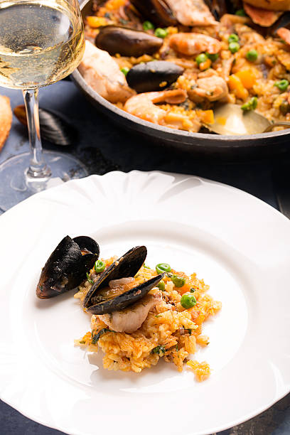 istock Traditional seafood paella in the pan 514263128
