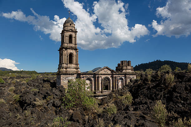 istock San Juan Parangaricutiro Church 514272525