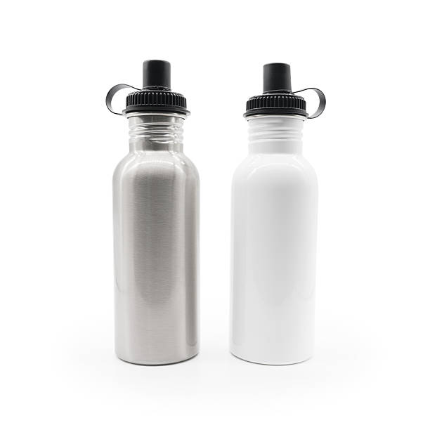 botella de agua. botella aislado. botella de acero. bebida botella. - lemon isolated clean water fotografías e imágenes de stock