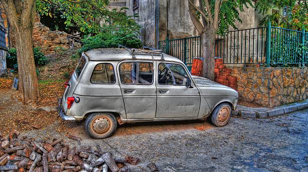 carro vintage (hdr) - automovil - fotografias e filmes do acervo