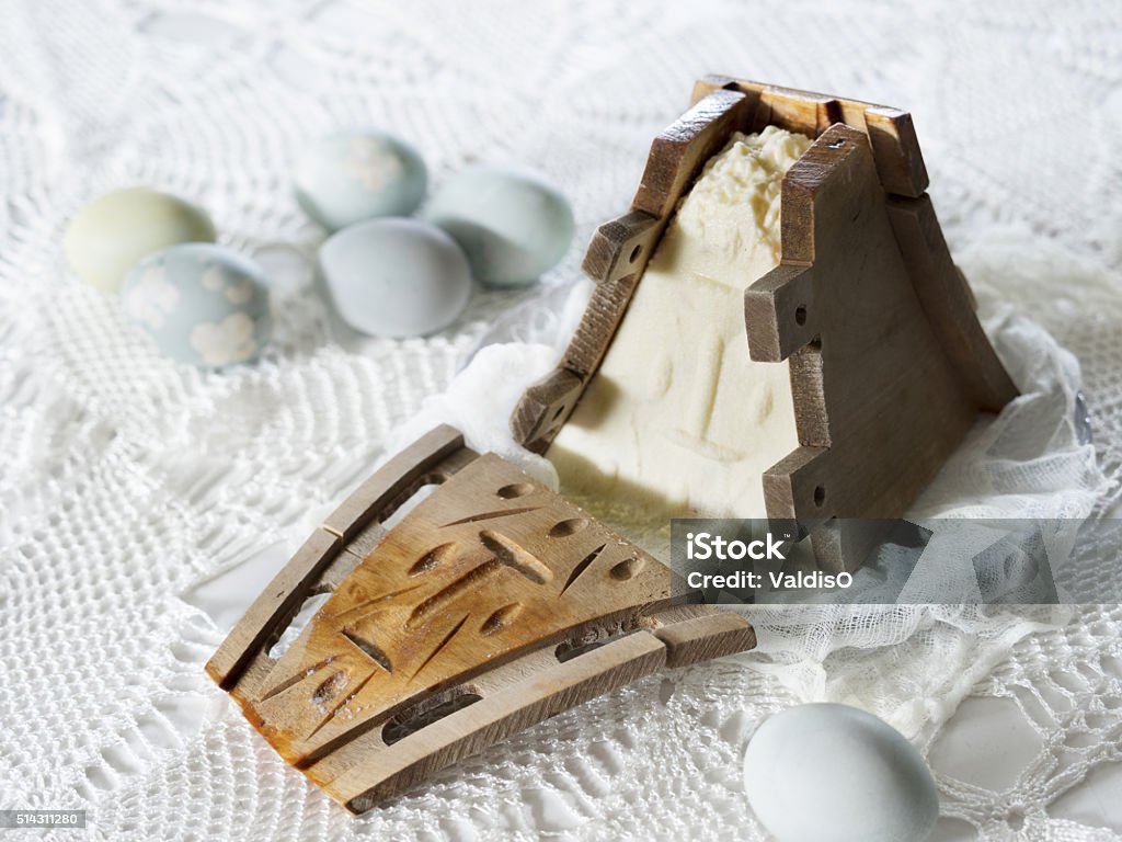 Pääsiäisjuusto jälkiruoka pasha - Rojaltivapaa avainsanalla Antiikkiesine ja tyyppiä Kuvapankin valokuva