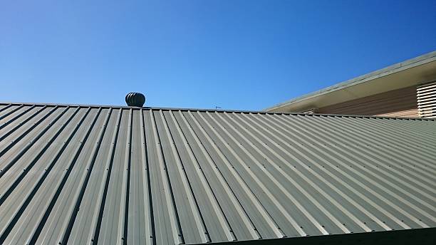 통풍용 지붕 환기구 위에 즐길 수 있습니다. - roof pattern 뉴스 사진 이미지
