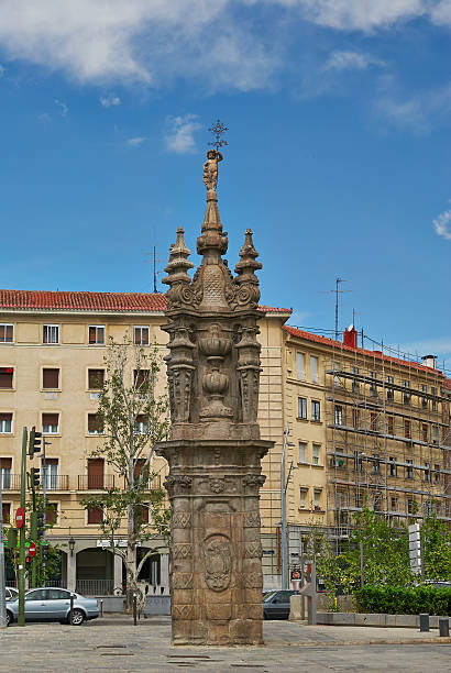 istock Historic buildings with lace fronts of Madrid 514364815