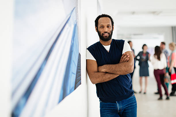 istock African Artist Portrait In Gallery 514367776