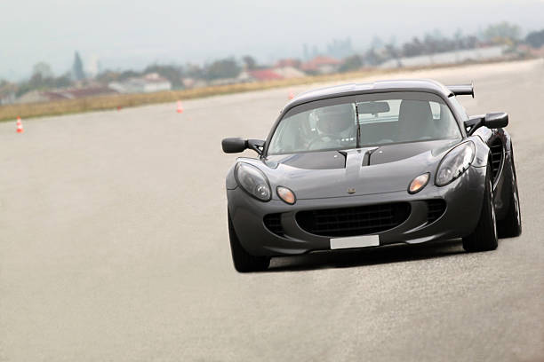 lotus elise - lotus automobiles imagens e fotografias de stock