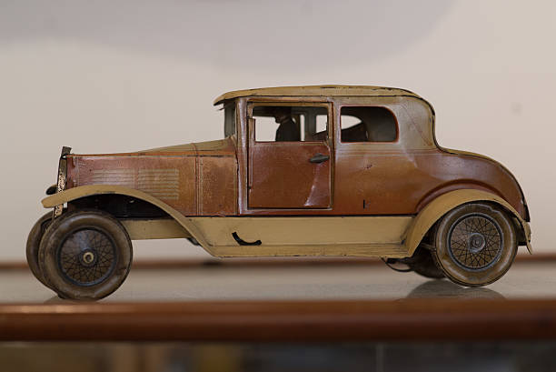 istock Antique tin car toy 514380404