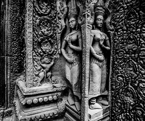 Photo Picture of a Classic Oriental Statue