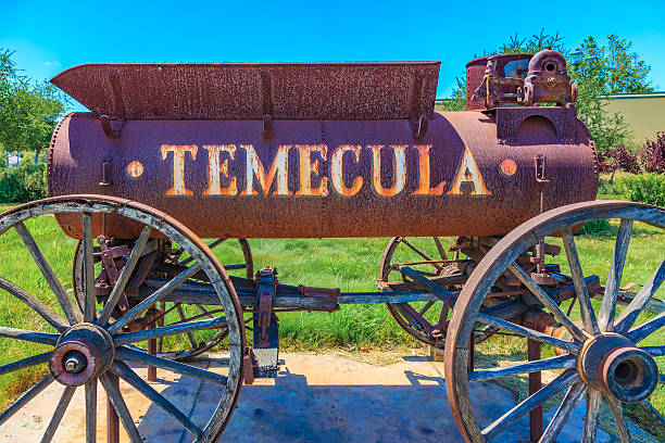 деревенский воды вагоне старый город темекула, калифорния p - temecula riverside county california southern california стоковые фото и изображения