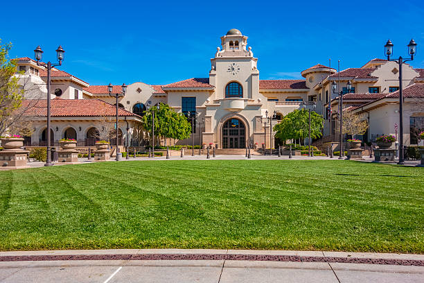 istock Temecula City Hall in the Wine Country, CA 514423738
