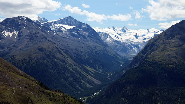 istock View from Muottas Muragl (Engadin, Switzerland) towards Val Roseg 514436943