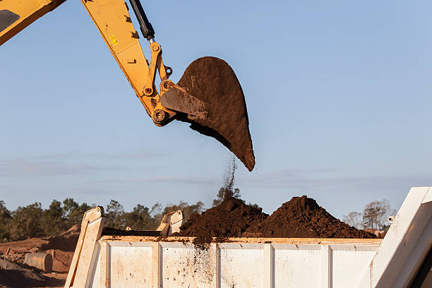 istock Earthworks Escavator Truck Bins 514474600