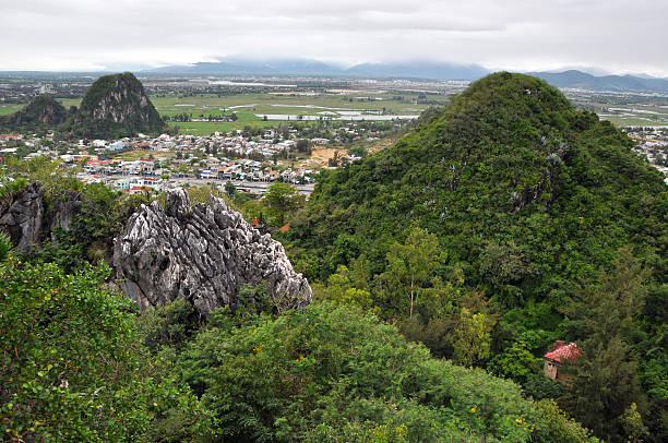 da nangvietnam.kgm praia, vietname - marble mountains imagens e fotografias de stock