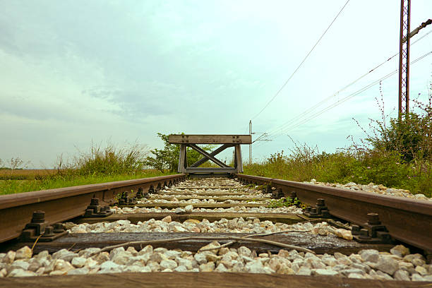 End of (t)rail Railway to nowhere end of the line stock pictures, royalty-free photos & images