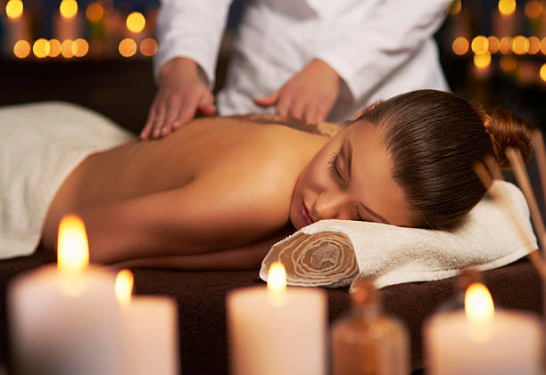 istock Professional woman making spa treatment 514497912