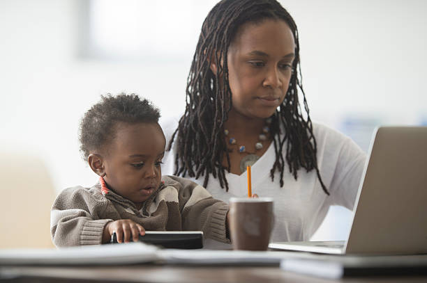 istock Single Mother Starting a Business 514516432