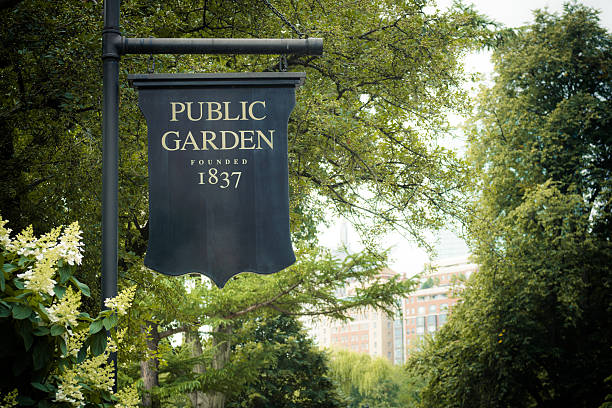 istock Sign at Public Garden in Boston, MA 514534485